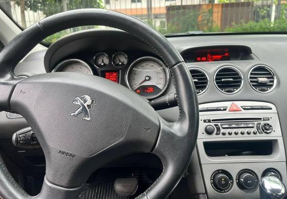 PEUGEOT 408 2.0 ALLURE 16V FLEX 4P AUTOMÁTICO